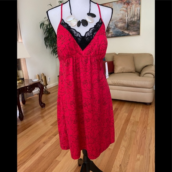 Apt. 9 Other - APT.9 Crimson Red Roses Chemise NWT Sz L